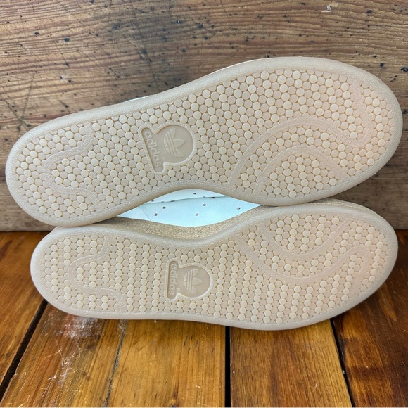 NWT adidas Stan Smith x Moomin Shoes US 8 UK 6.5 - Picture 9 of 12